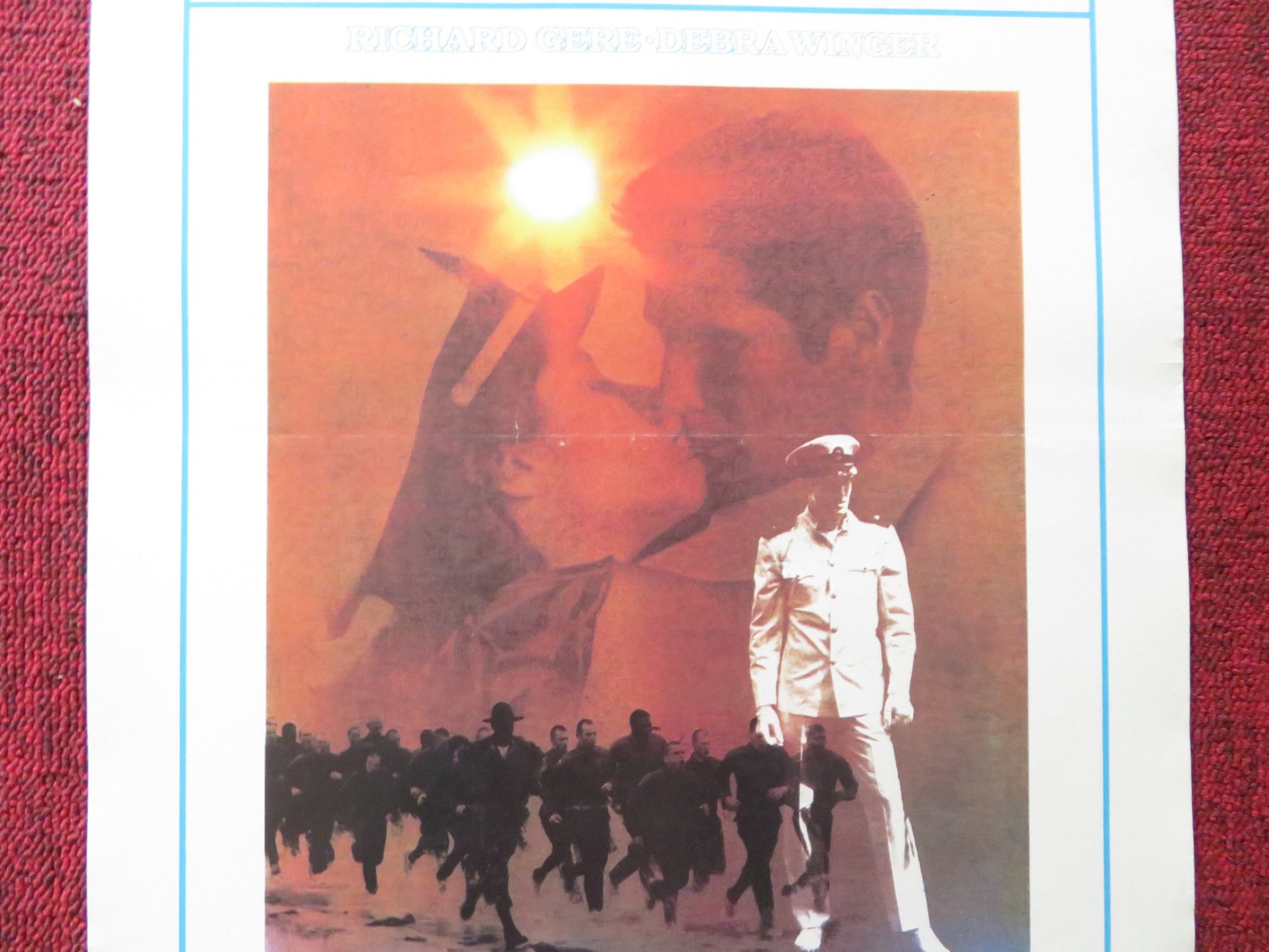 AN OFFICER AND A GENTLEMAN ITALIAN LOCANDINA POSTER RICHARD GERE D. WINGER 1983 - Rendezvous Cinema