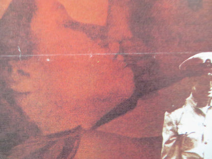 AN OFFICER AND A GENTLEMAN ITALIAN LOCANDINA POSTER RICHARD GERE D. WINGER 1983 - Rendezvous Cinema