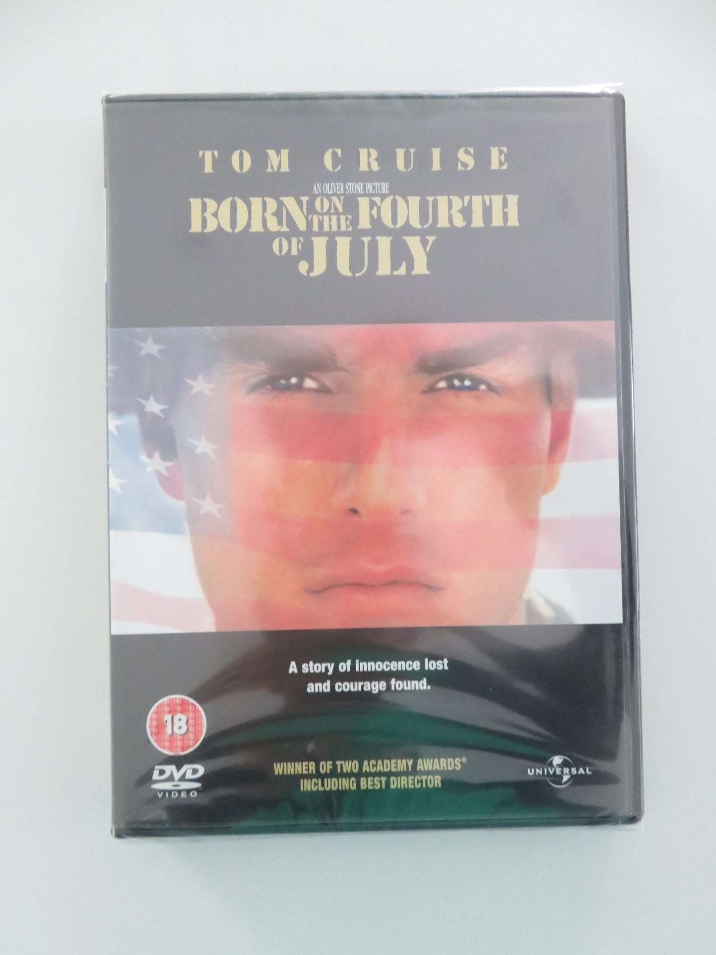 BORN ON THE FOURTH JULY - B (DVD) TOM CRUISE KYRA SEDGWICK 1989 REGION 2,4