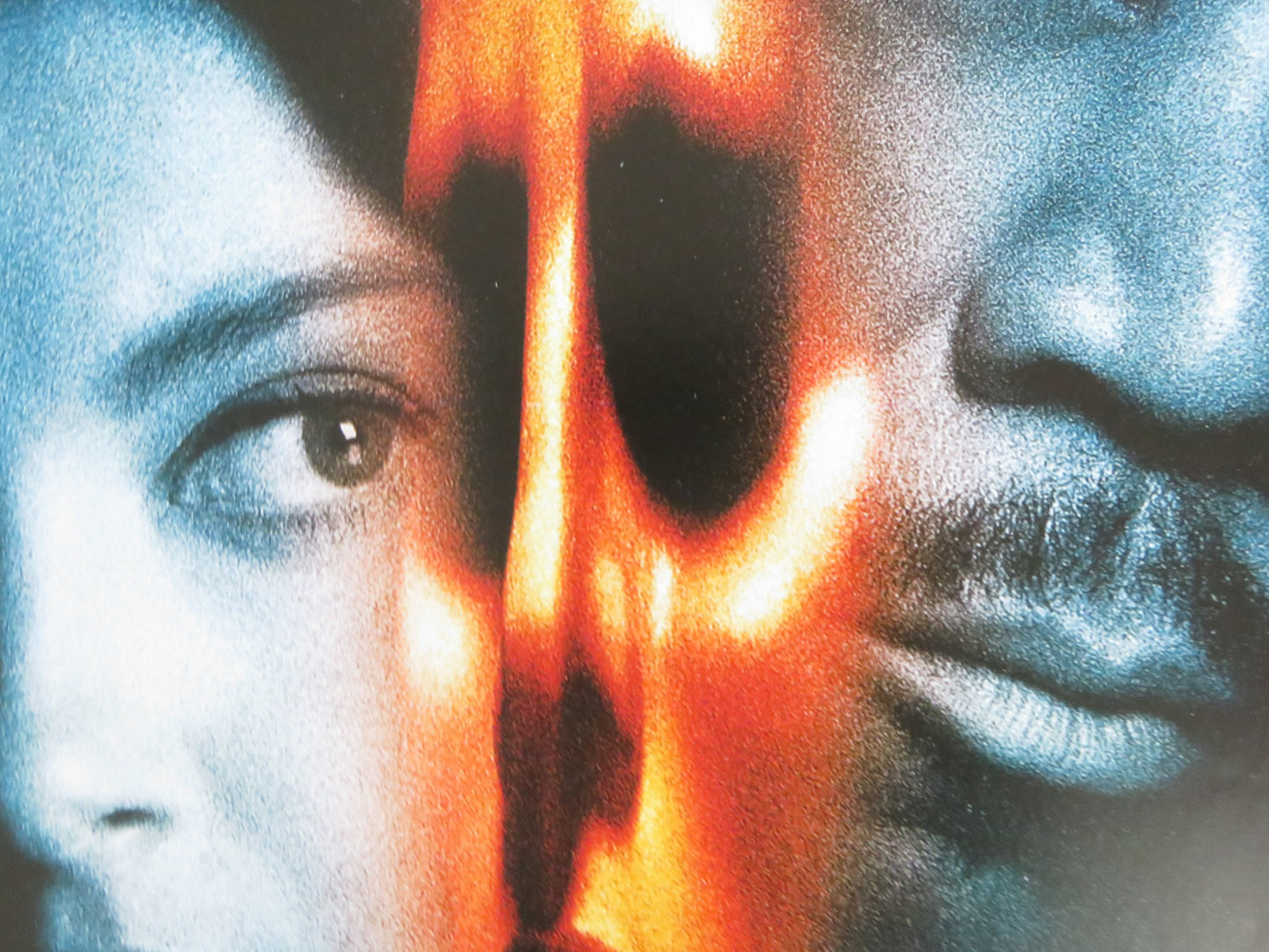 KISS THE GIRLS VHS VIDEO POSTER MORGAN FREEMAN ASHLEY JUDD 1997 - Rendezvous Cinema