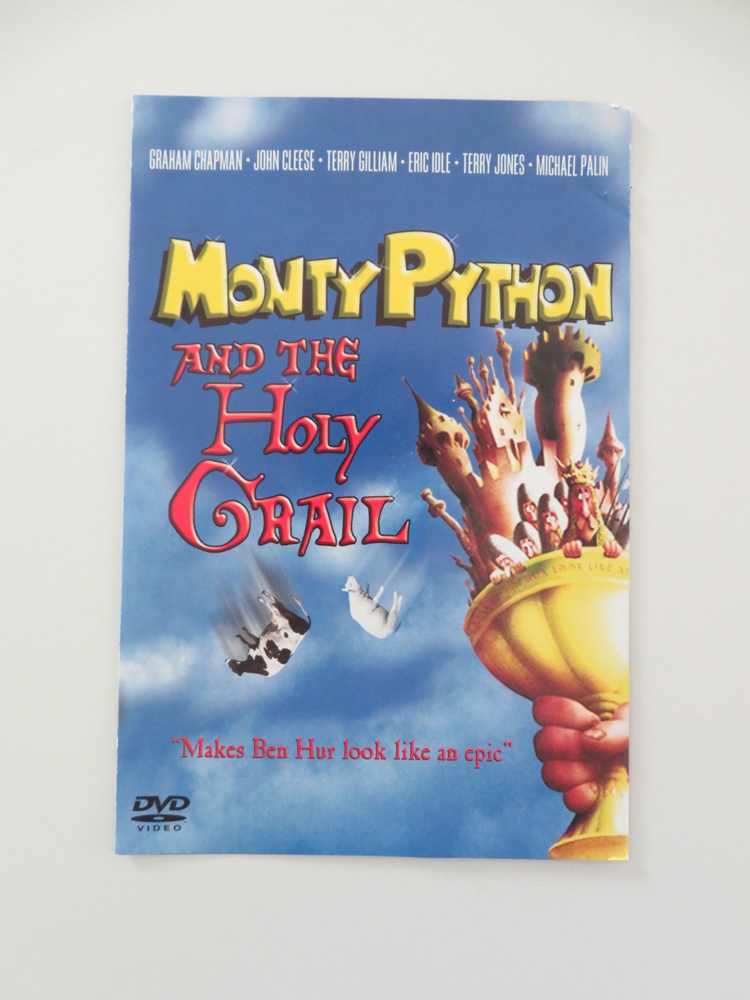 MONTY PYTHON AND THE HOLY GRAIL (DVD) GRAHAM CHAPMAN JOHN CLEESE 1975 REGION 2 - Rendezvous Cinema