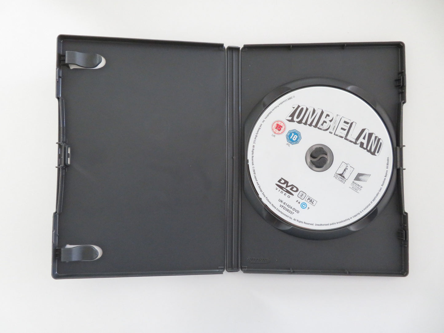 ZOMBIELAND (DVD) WOODY HARRELSON JESSE EISENBERG 2009 REGION 2