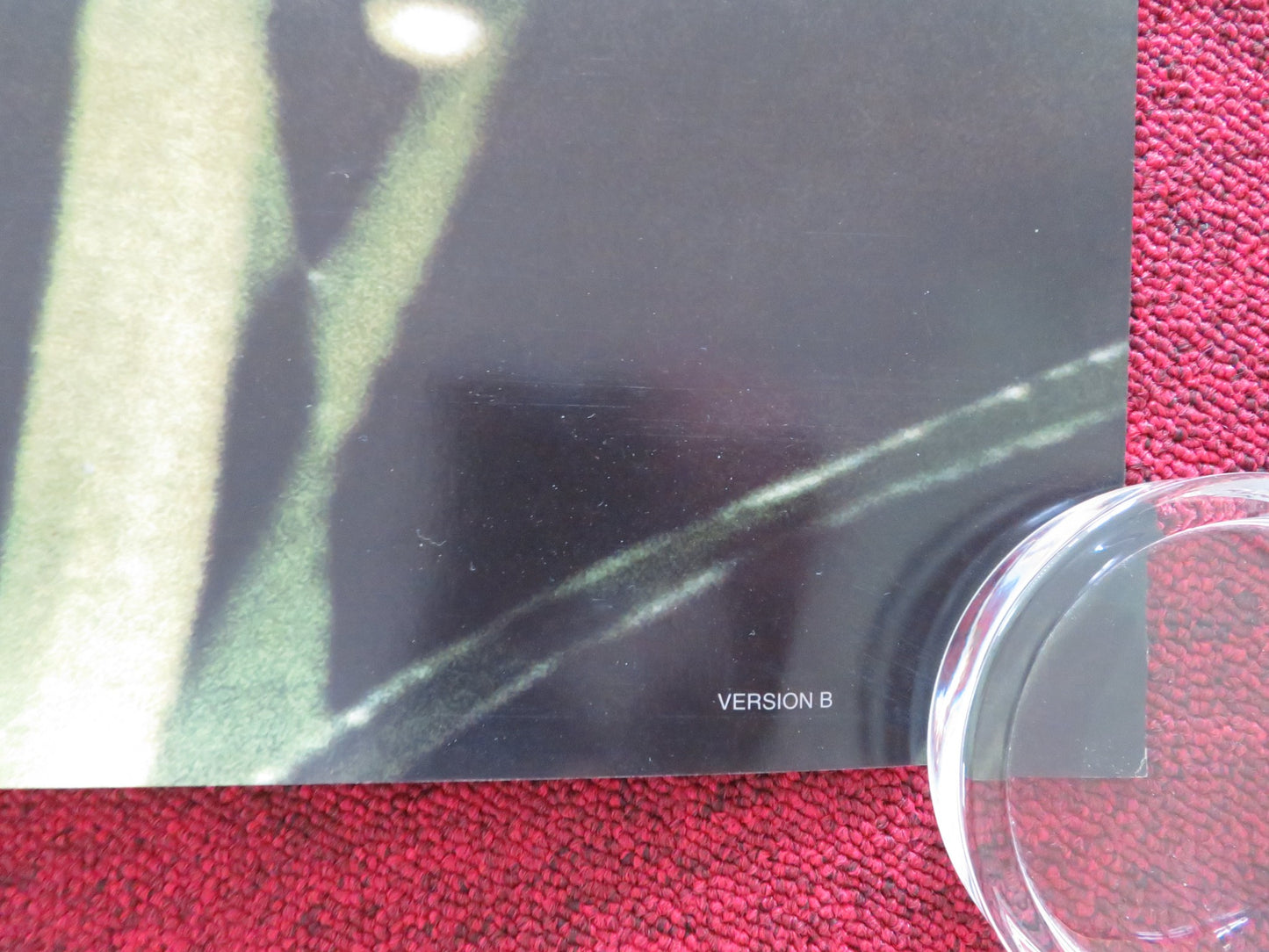 THE THIN RED LINE - VERSION B US ONE SHEET ROLLED POSTER SEAN PENN A. BRODY 1998