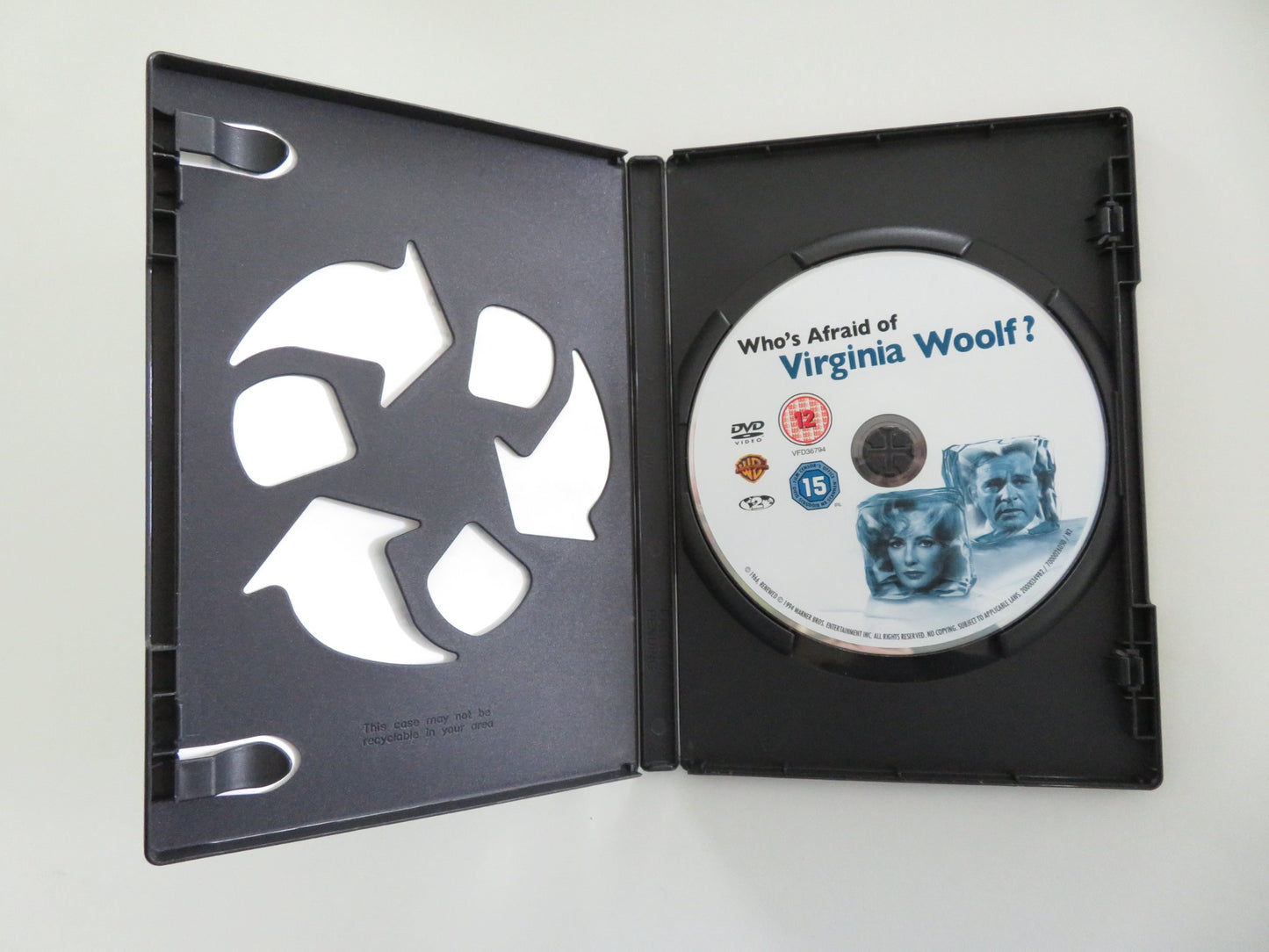 WHO'S AFRAID OF VIRGINIA WOOLF? (DVD) ELIZABETH TAYLOR R. BURTON 1966 REGION 2 - Rendezvous Cinema