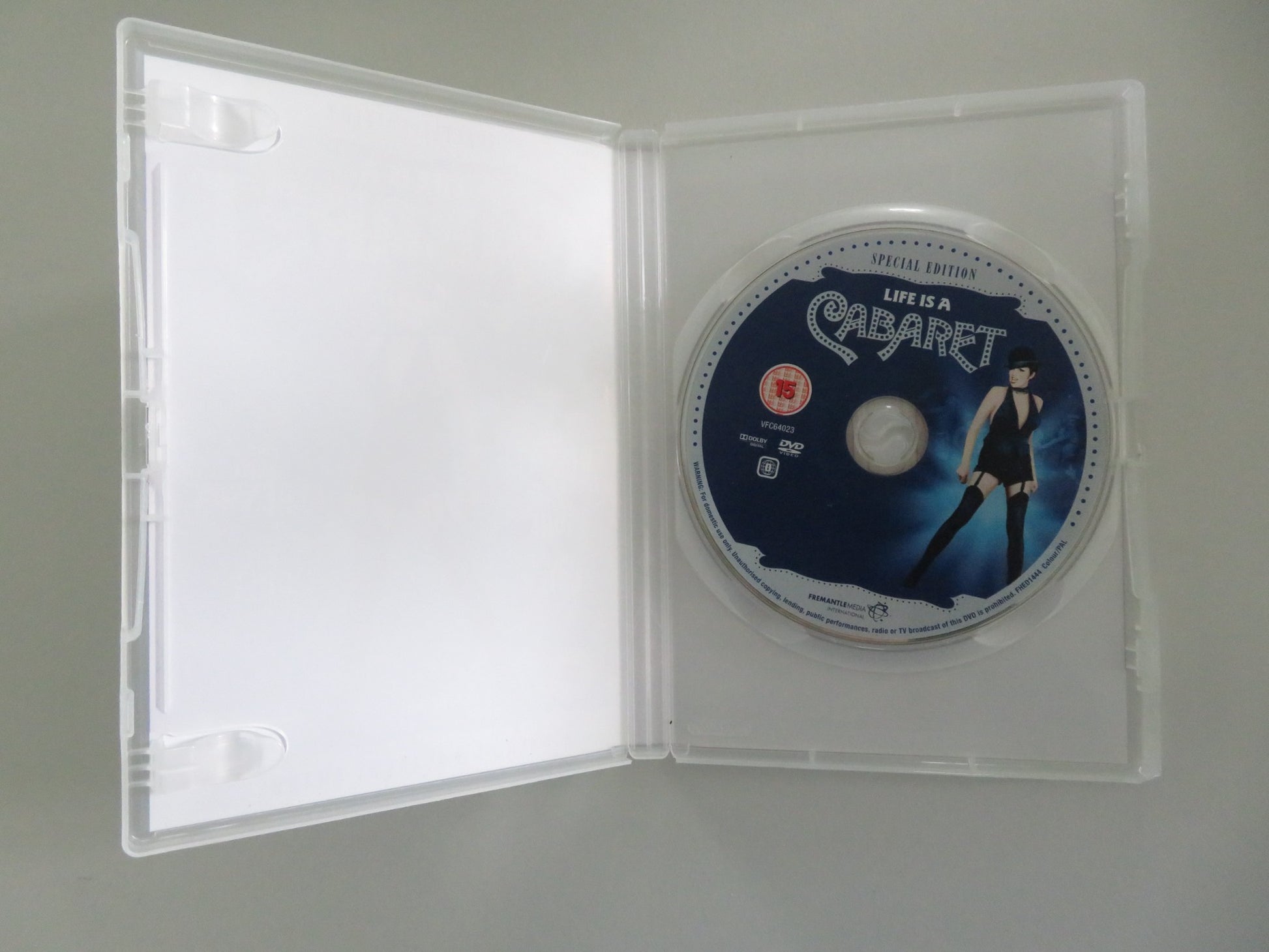 CABARET - SPECIAL EDITION (DVD) LIZA MINNELLI MICHAEL YORK 1972 REGION 0 - Rendezvous Cinema