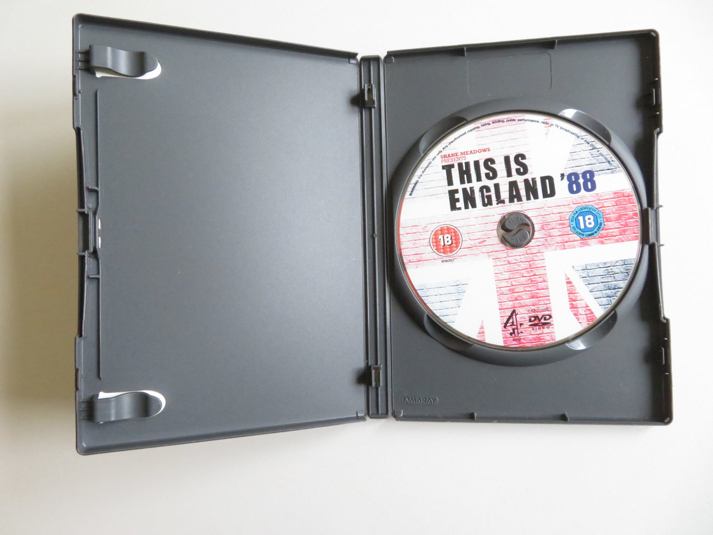 THIS IS ENGLAND '88 (DVD) JOE GILGUN VICKY MCCLURE 2011 REGION 2