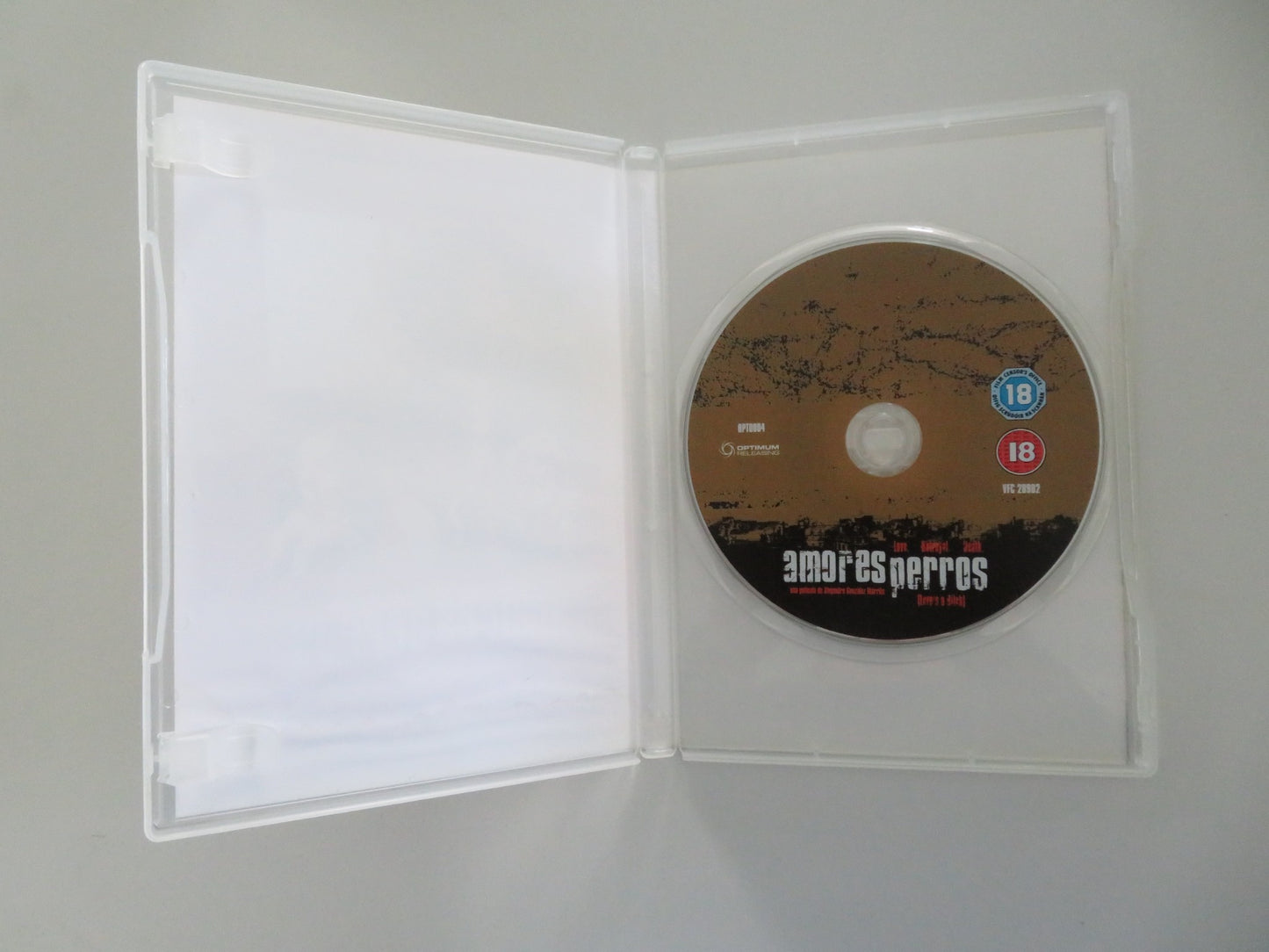 AMORES PERROS (DVD) EMILIO ECHEVARRIA GAEL GARCIA BERNAL 2000 REGION 2 - Rendezvous Cinema