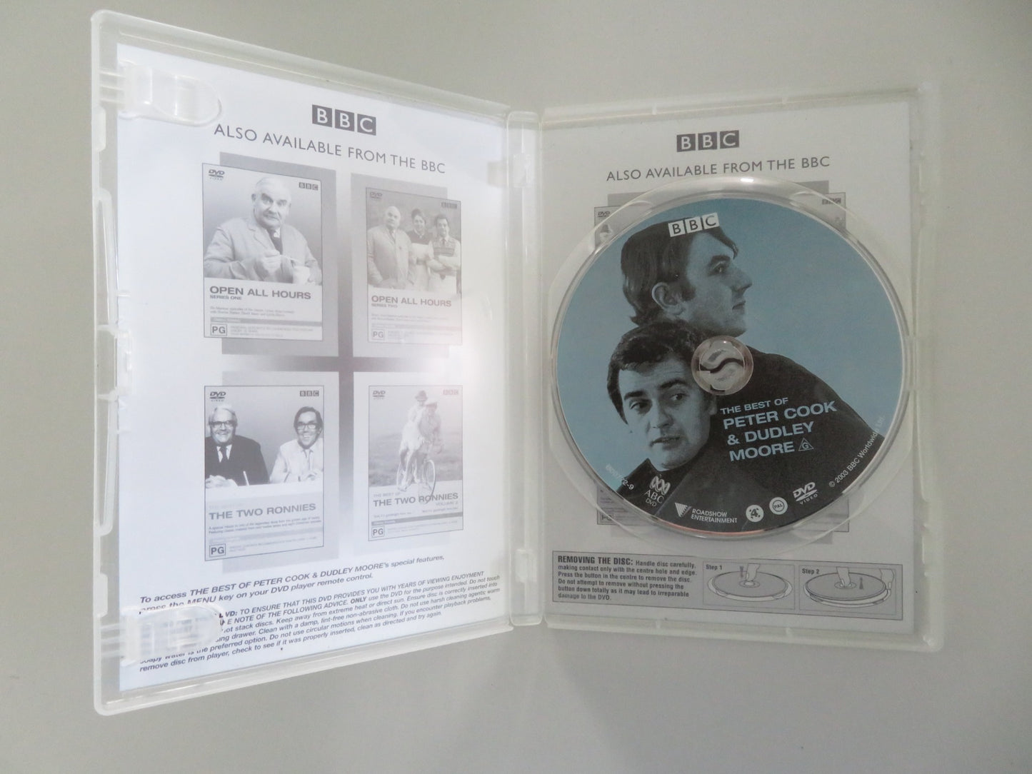 THE BEST OF PETER COOK & DUDLEY MOORE (DVD) PETER COOK D. MOORE 2003 REGION 4 - Rendezvous Cinema