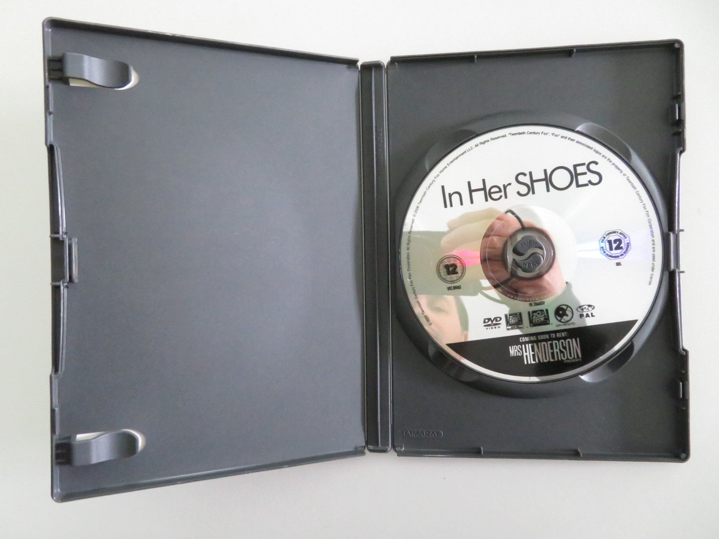 IN HER SHOES (DVD) CAMERON DIAZ TONI COLLETE 2005 REGION 2 Movie posters
