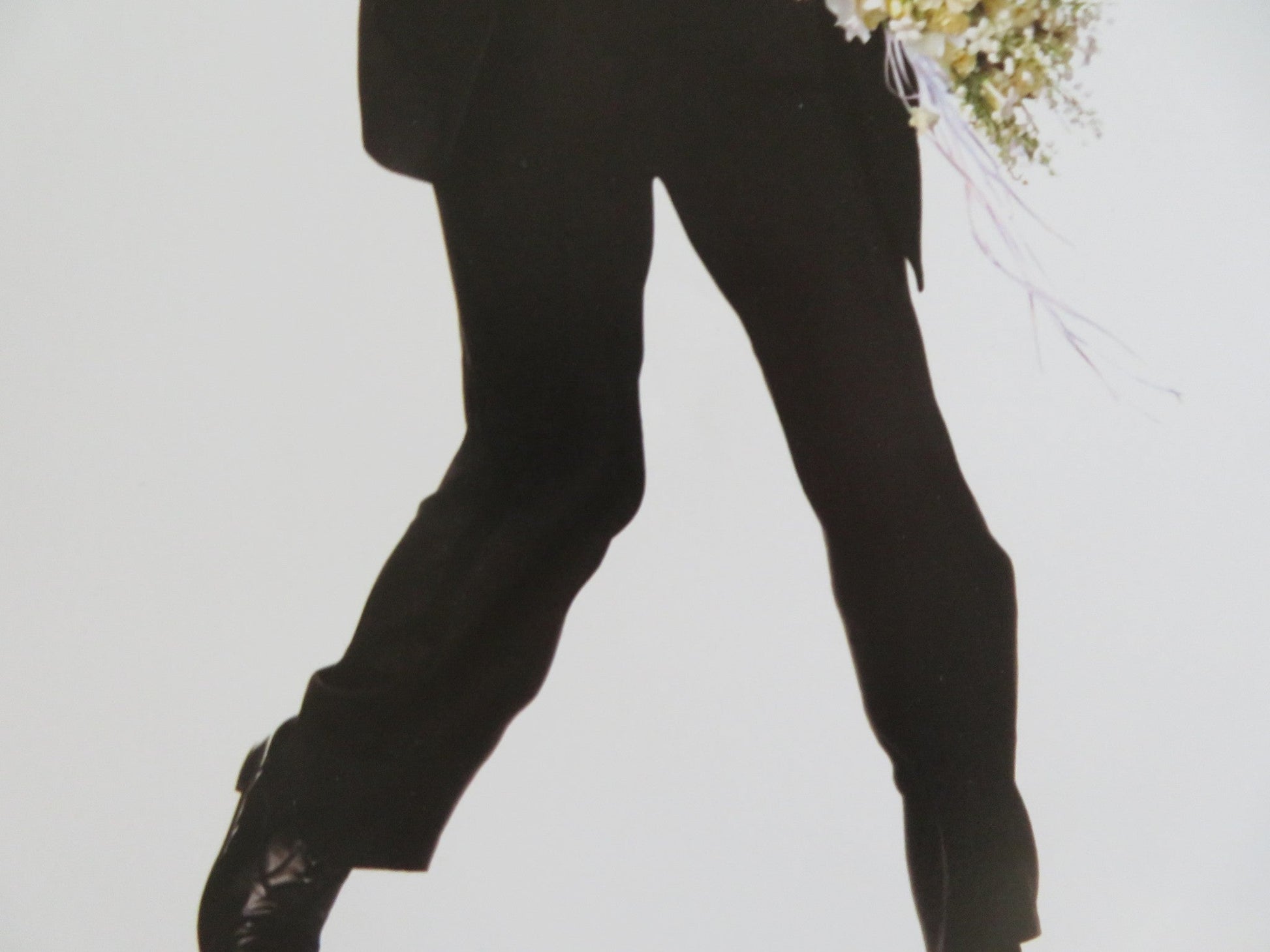 IN & OUT VHS VIDEO POSTER KEVIN KLINE JOAN CUSACK 1997 Rendezvous Cinema Movie posters