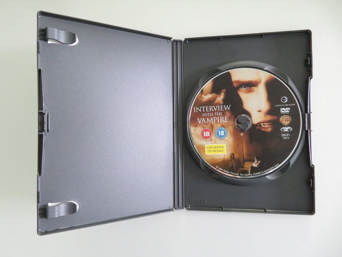 INTERVIEW WITH THE VAMPIRE - SPECIAL EDITION (DVD) TOM CRUISE 1994 REGION 2 Movie posters