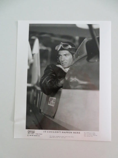 IT COULDN'T HAPPEN HERE MOVIE STILL PHOTO LOT OF 4 PET SHOP BOYS N. TENNANT 1988 - Rendezvous Cinema