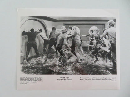 JAWS 3 - D MOVIE STILL PHOTO LOT OF 2 BESS ARMSTRONG DAN BLASKO 1983 Movie posters