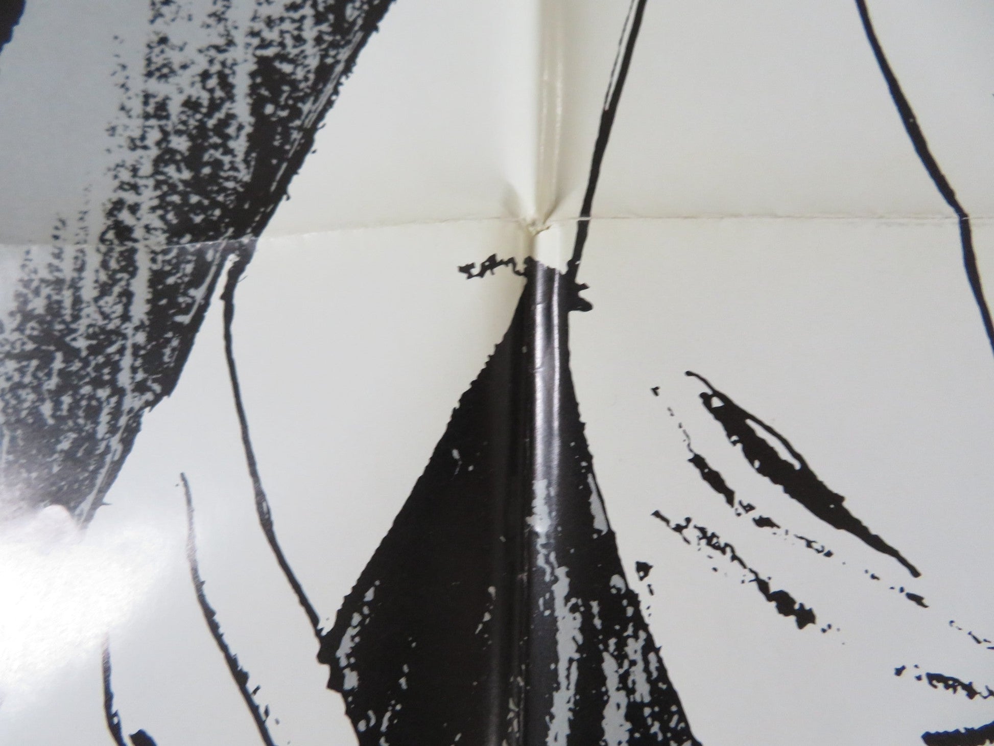 JAWS OF THE DRAGON FOLDED US ONE SHEET POSTER SEOK - HOON NAM MING - GYU CHOE 1974 Rendezvous Cinema Movie posters