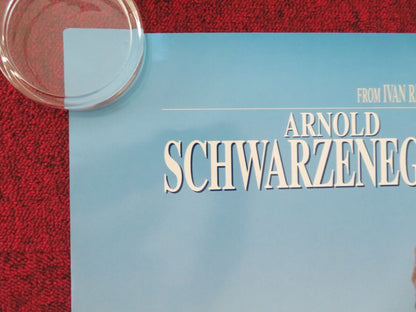 JUNIOR - B US ONE SHEET ROLLED POSTER ARNOLD SCHWARZENEGGER DANNY DEVITO 1994 Movie posters