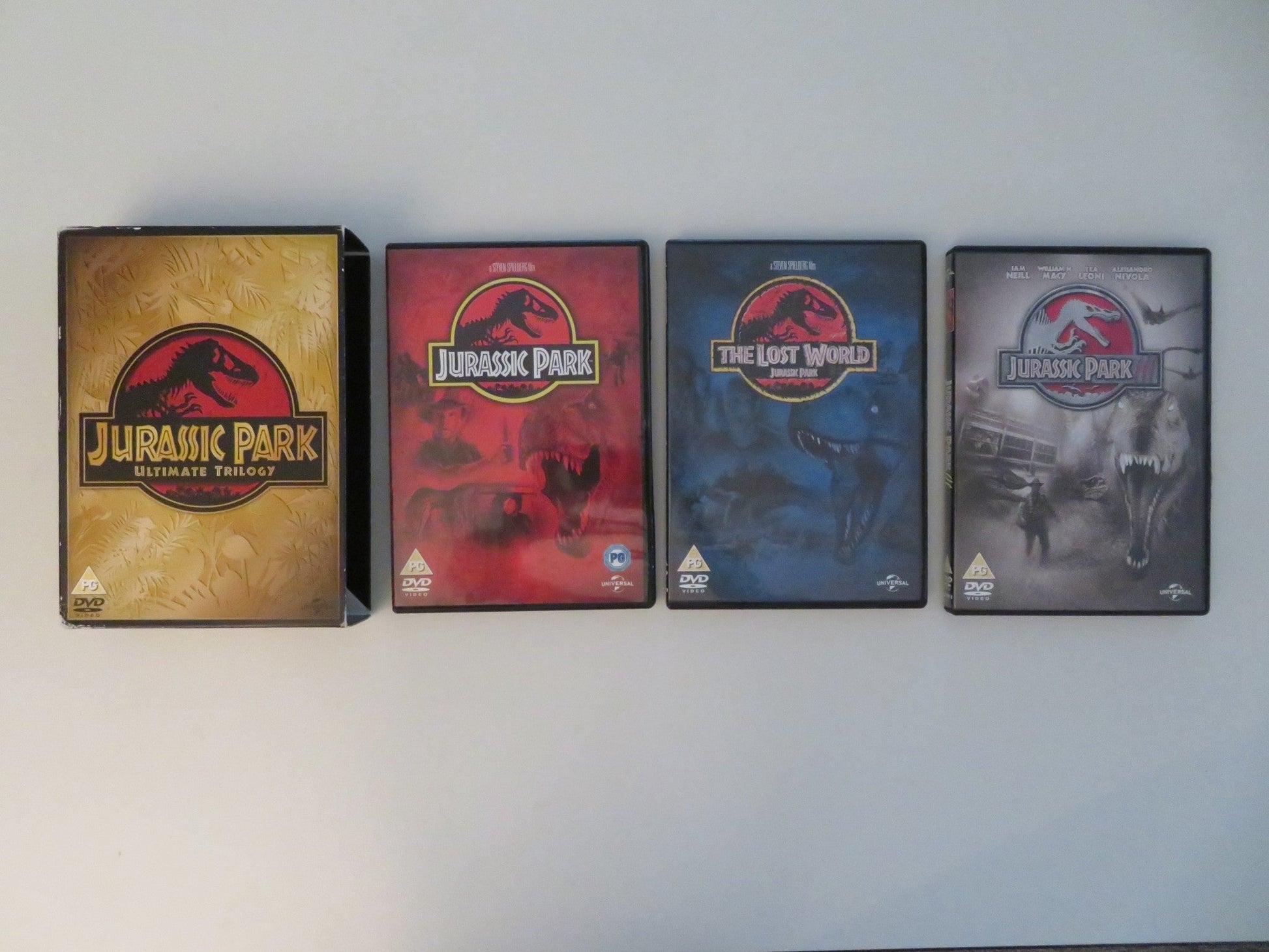 JURASSIC PARK ULTIMATE TRILOGY (DVD BOXSET) SAM NEILL J. GOLDBLUM REGION 2, 4 Movie posters