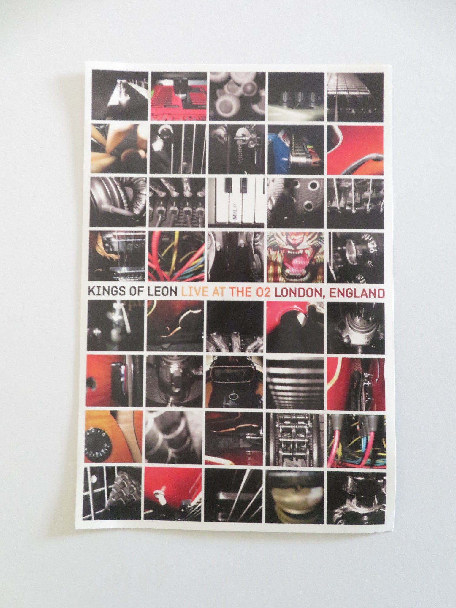 KINGS OF LEON LIVE AT THE O2 LONDON, ENGLAND (DVD) CALEB FOLLOWILL 2009 REGION 1 - Rendezvous Cinema