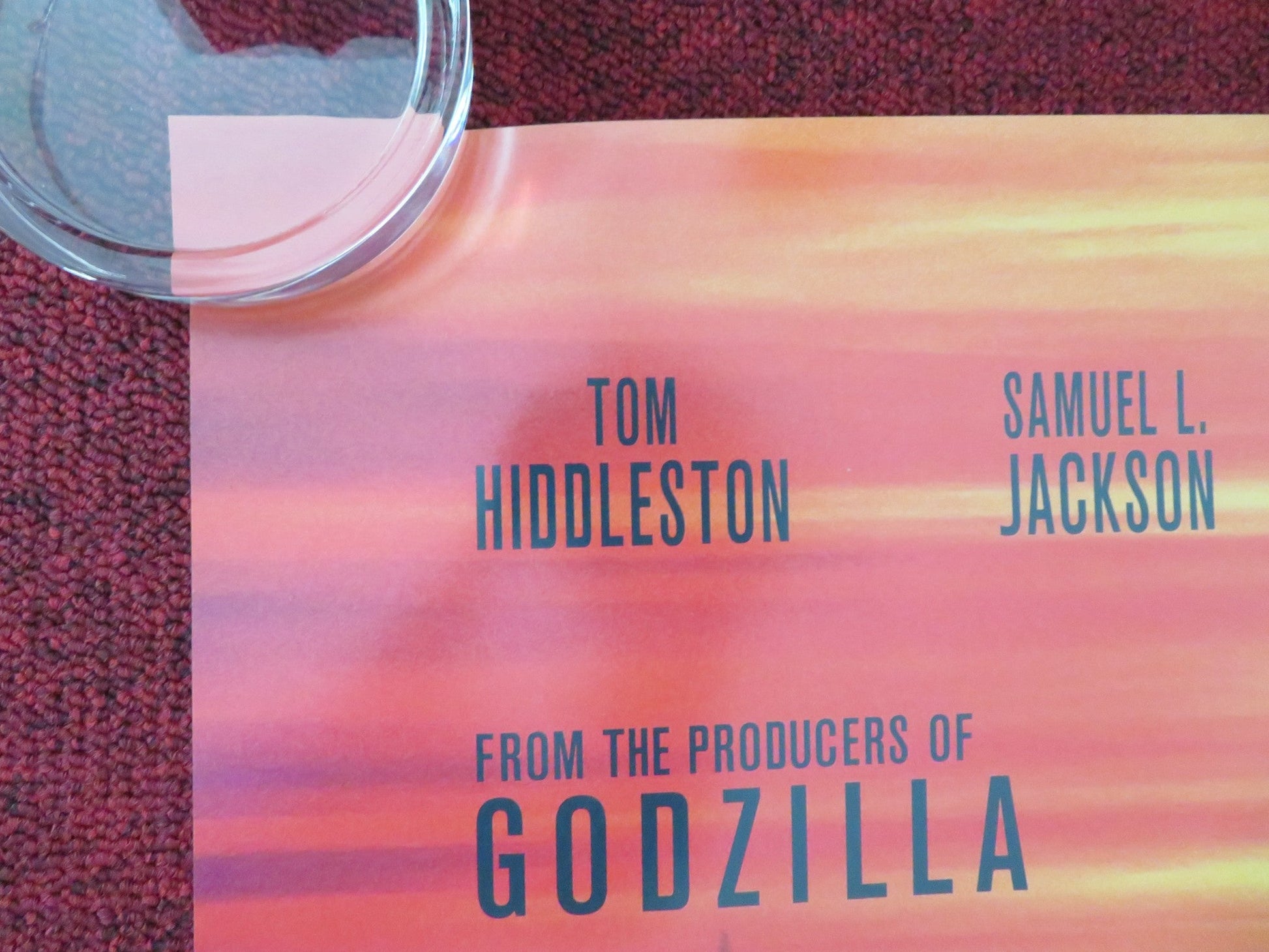 KONG: SKULL ISLAND US ONE SHEET ROLLED POSTER HIDDLESTON SAMUEL L. JACKSON 2017 Movie posters