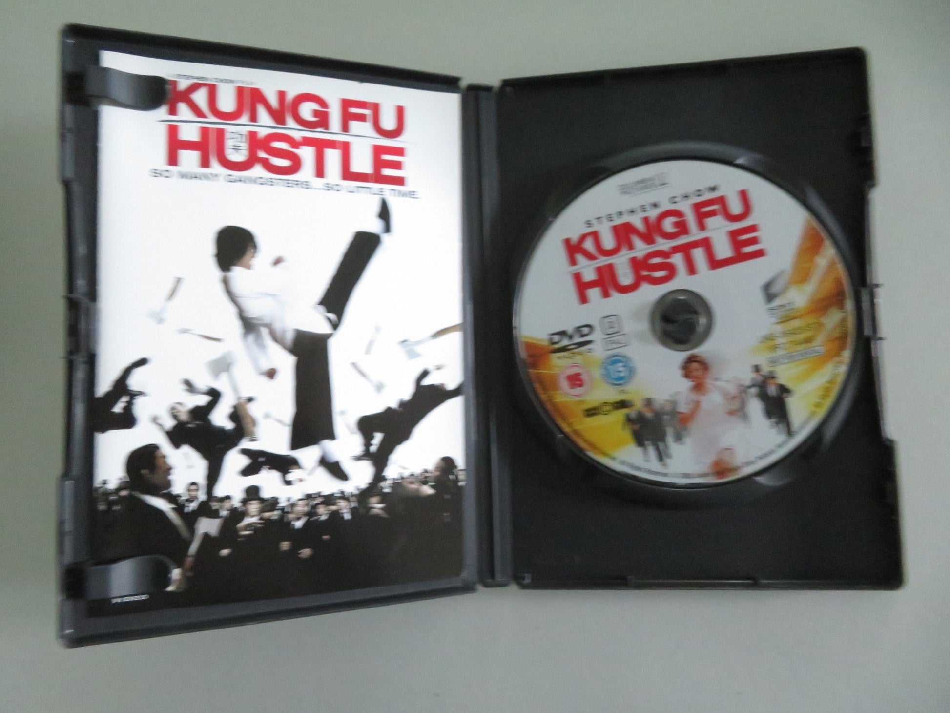 KUNG FU HUSTLE (DVD) STEPHEN CHOW WAH YUEN 2004 REGION 2 Movie posters