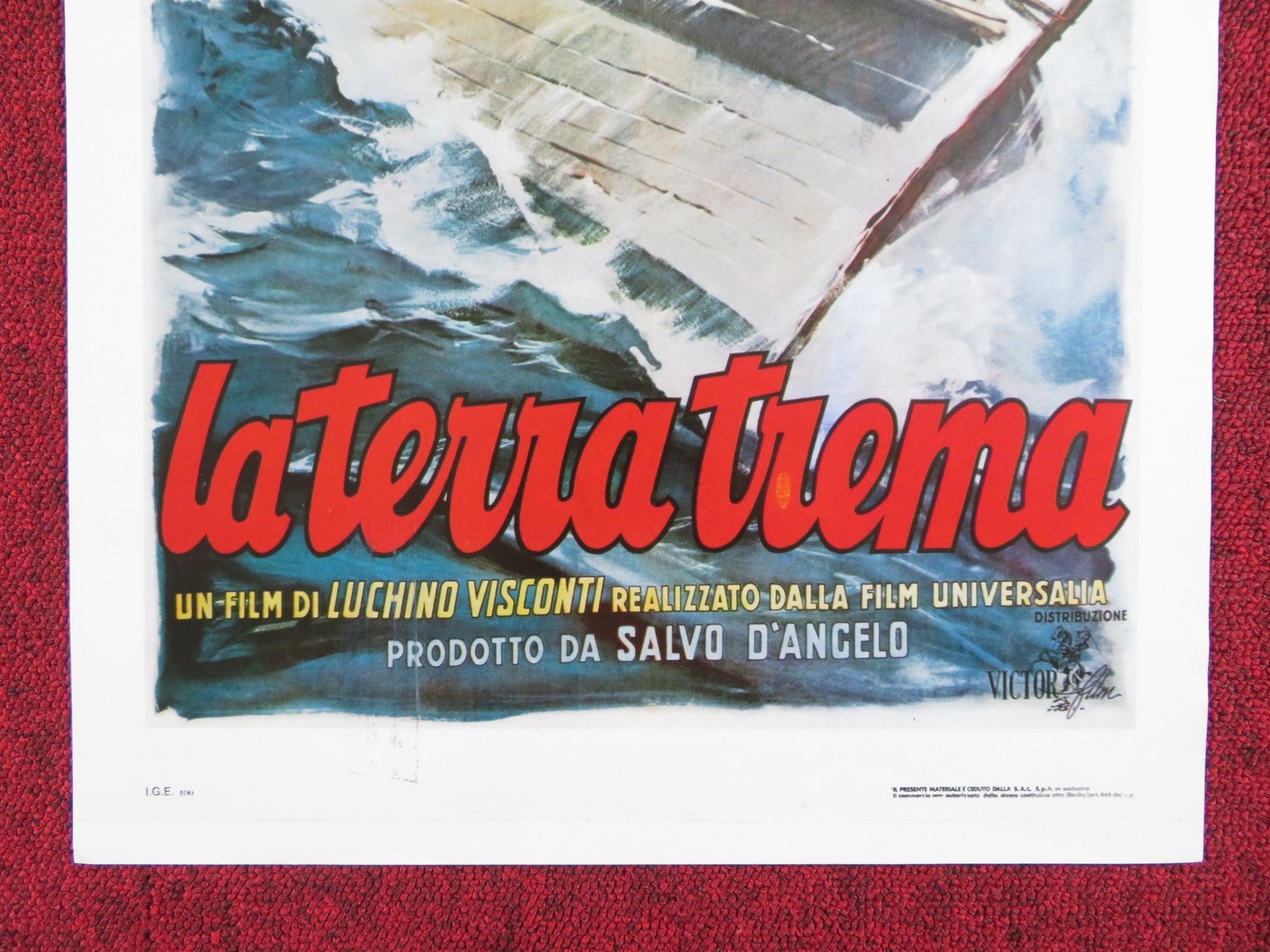 LA TERRA TREMA ITALIAN LOCANDINA POSTER LUCHINO VISCONTI 2001 Rendezvous Cinema Movie posters