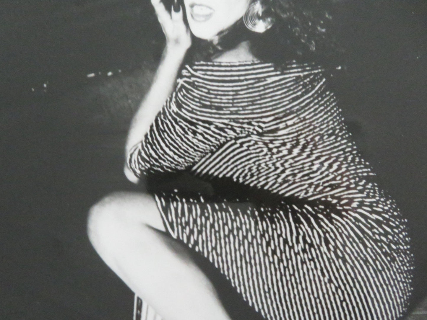 LAW OF DESIRE - A MOVIE STILL PHOTO CARMEN MAURA ANTONIO BANDERAS 1987 Movie posters