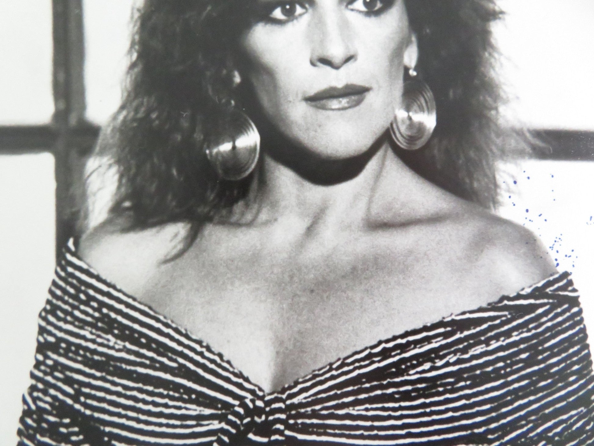 LAW OF DESIRE - C MOVIE STILL PHOTO CARMEN MAURA 1987 Movie posters