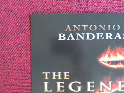LEGEND OF ZORRO VHS VIDEO POSTER ANTONIO BANDERAS CATHERINE ZETA - JONES 2005 Rendezvous Cinema Movie posters