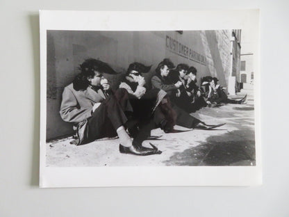 LENINGRAD COWBOYS GO AMERICA MOVIE STILL PHOTO LOT OF 2 MATTI PELLONPAA 1989 - Rendezvous Cinema