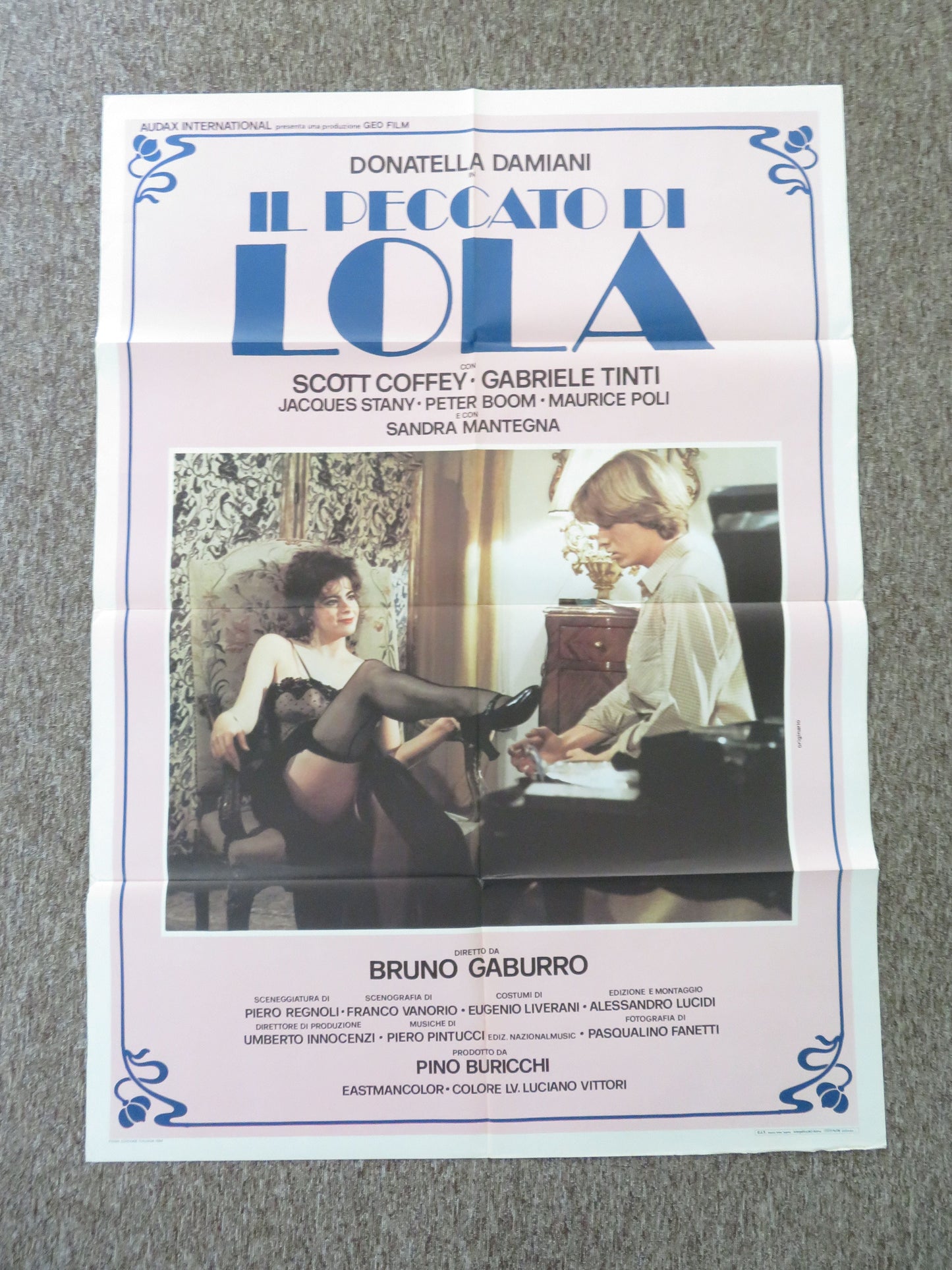 Lola's Secret Italian 2 Foglio Poster Donatella Damiani Scott Coffey 1984 Movie posters