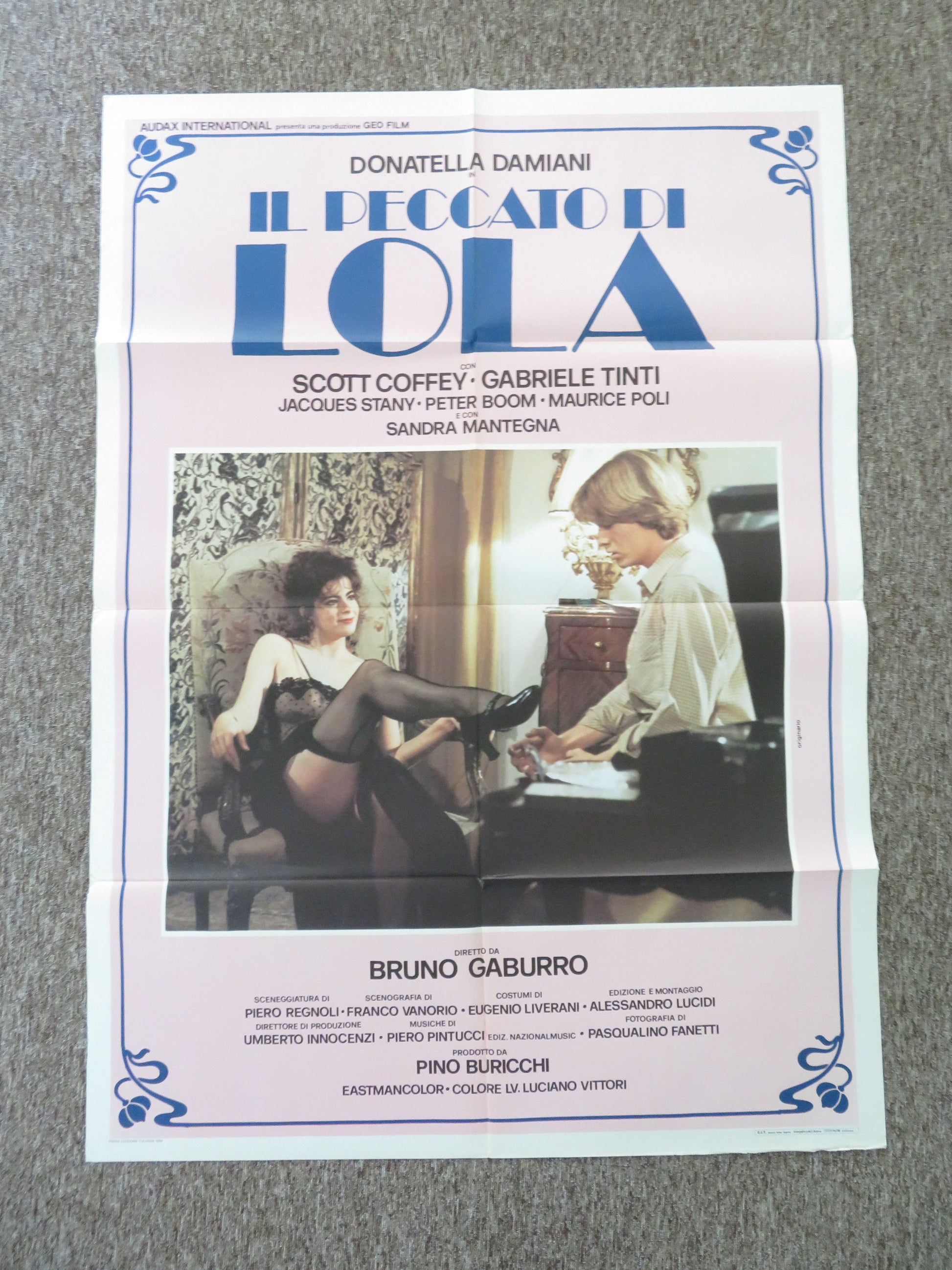 Lola's Secret Italian 2 Foglio Poster Donatella Damiani Scott Coffey 1984 Movie posters