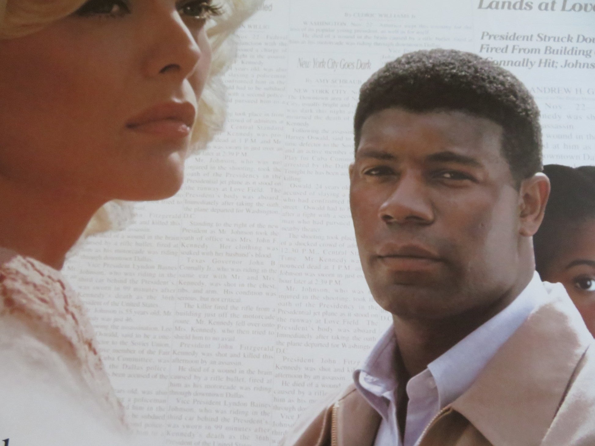 LOVE FIELD US ONE SHEET ROLLED POSTER MICHELLE PFEIFFER DENNIS HAYSBERT 1992 Rendezvous Cinema Movie posters