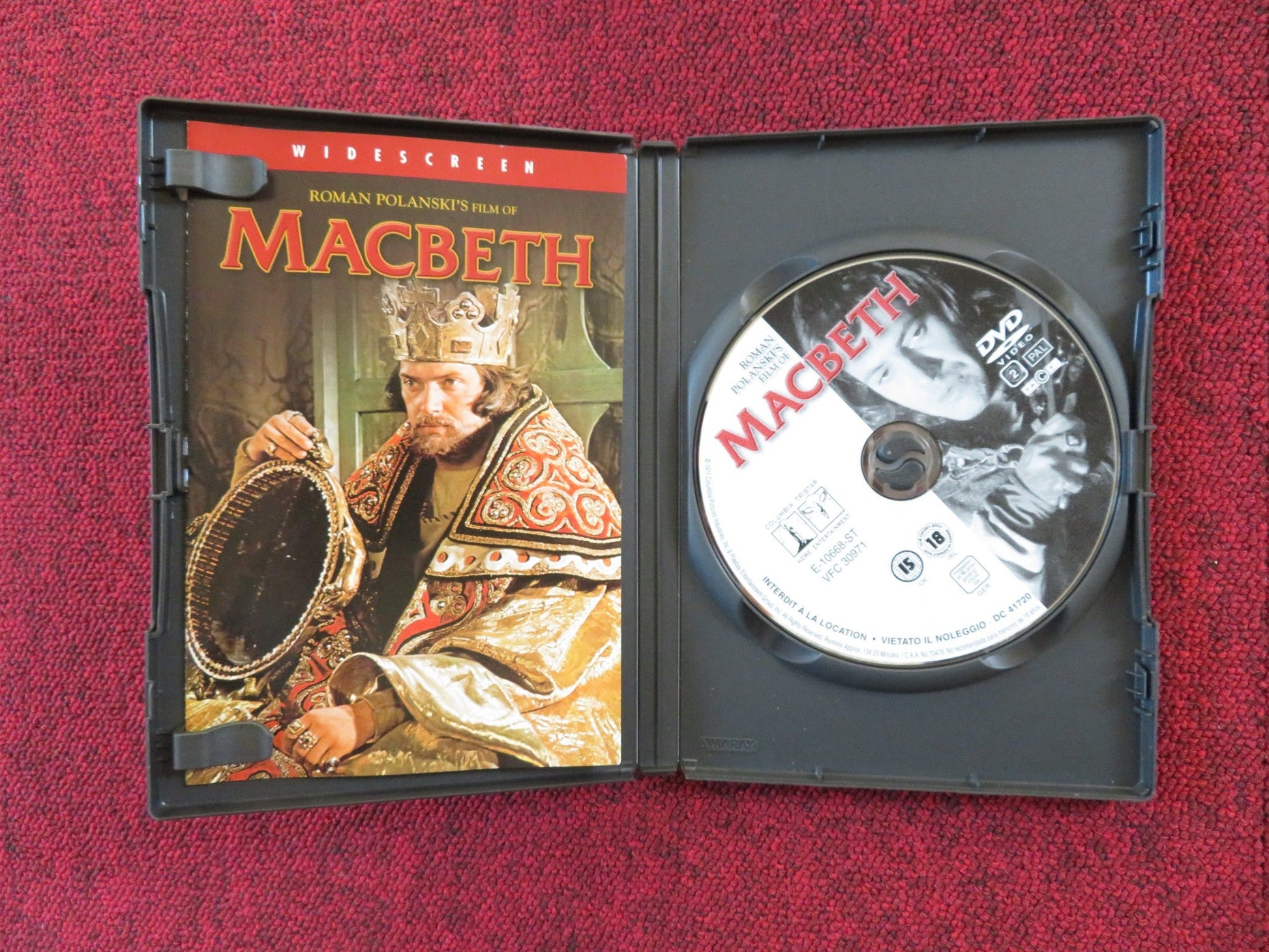 MACBETH (DVD) JON FINCH FRANCESCA ANNIS 1971 REGION 2 Rendezvous Cinema Movie posters