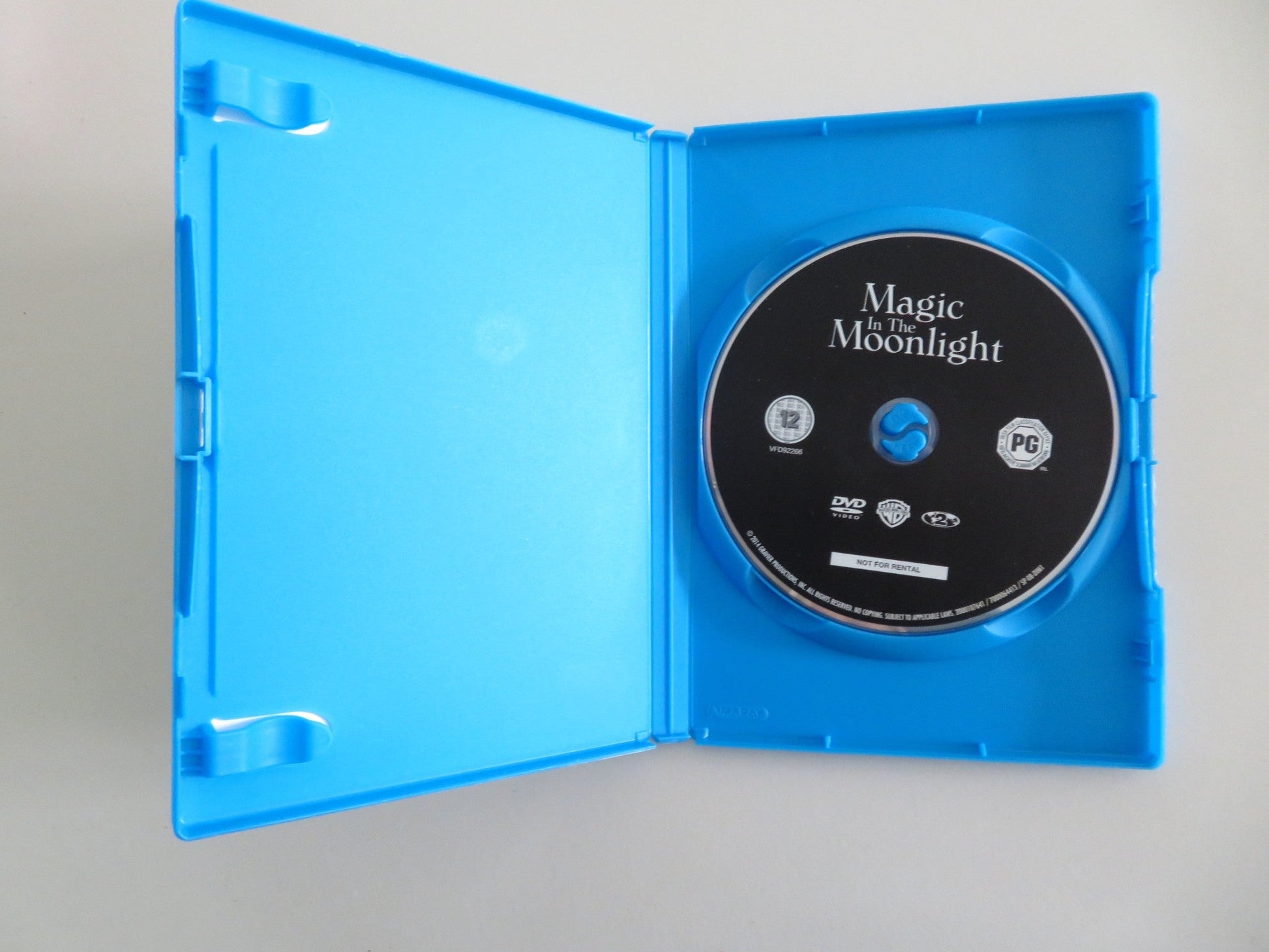 MAGIC IN THE MOONLIGHT (DVD) COLIN FIRTH EMMA STONE 2014 REGION 2 Movie posters