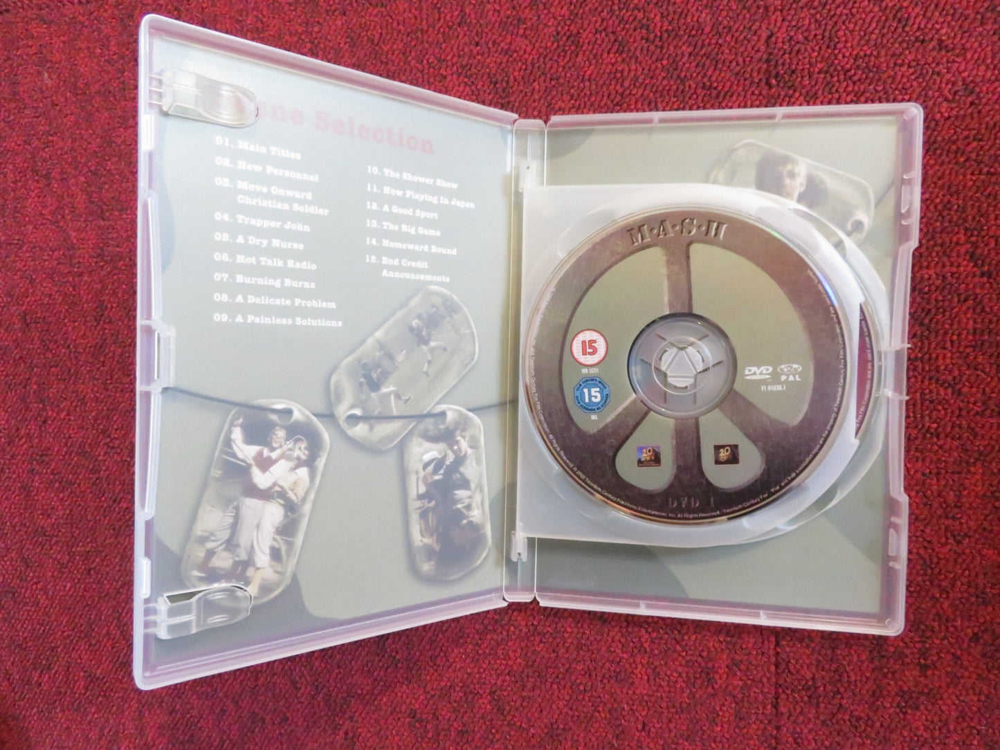 M*A*S*H - SPECIAL EDITION (DVD) DONALD SUTHERLAND ELLIOTT GOULD 1970 REGION 2 Rendezvous Cinema Movie posters