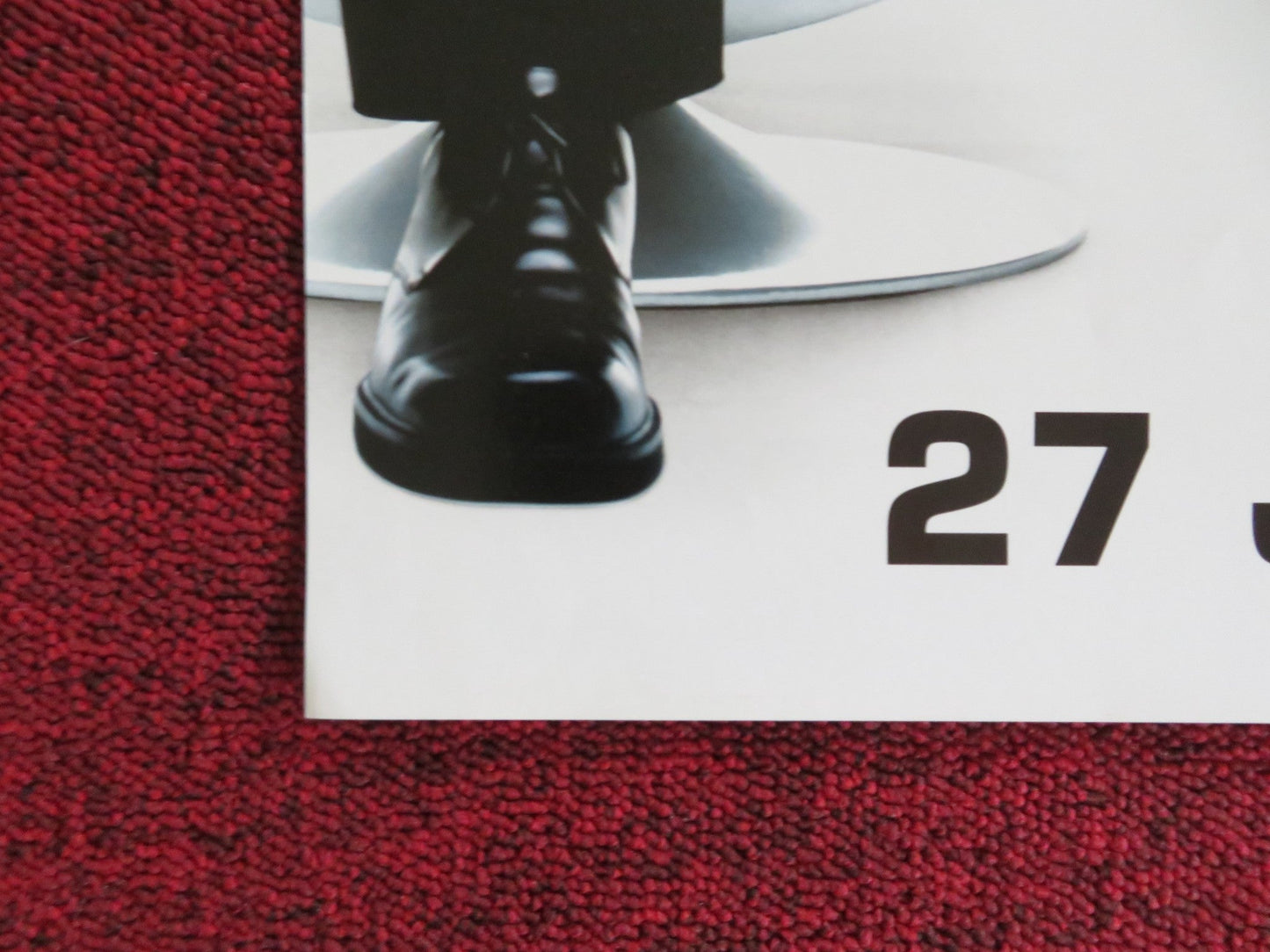 MEN IN BLACK II VHS & DVD VIDEO POSTER WILL SMITH TOMMY LEE JONES 2003 Rendezvous Cinema Movie posters