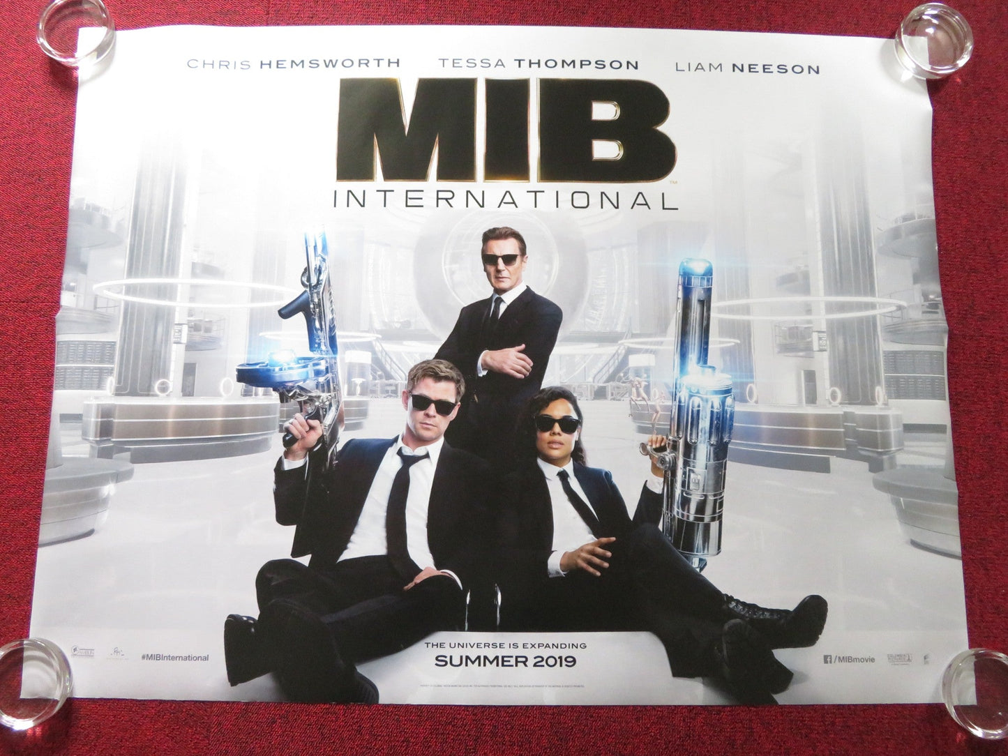 MEN IN BLACK: INTERNATIONAL - B UK QUAD ROLLED POSTER CHRIS HEMSWORTH 2019 Rendezvous Cinema Movie posters