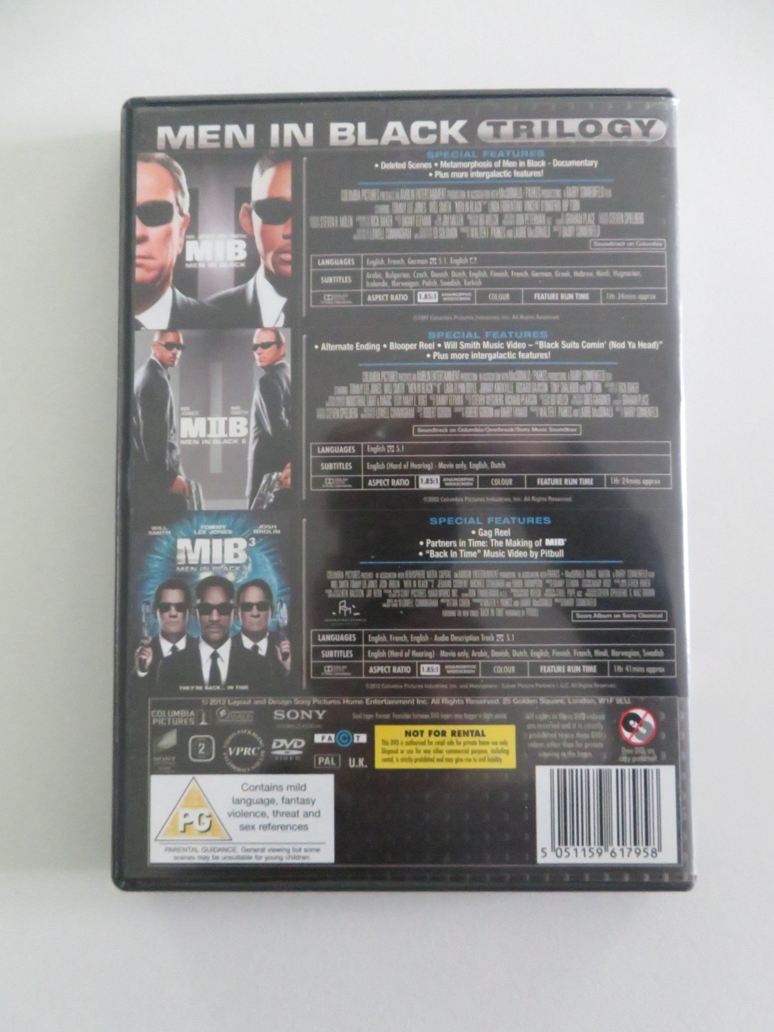 MIB TRILOGY - MEN IN BLACK I, II and III (DVD) TOMMY LEE JONES 1997 REGION 2 Movie posters