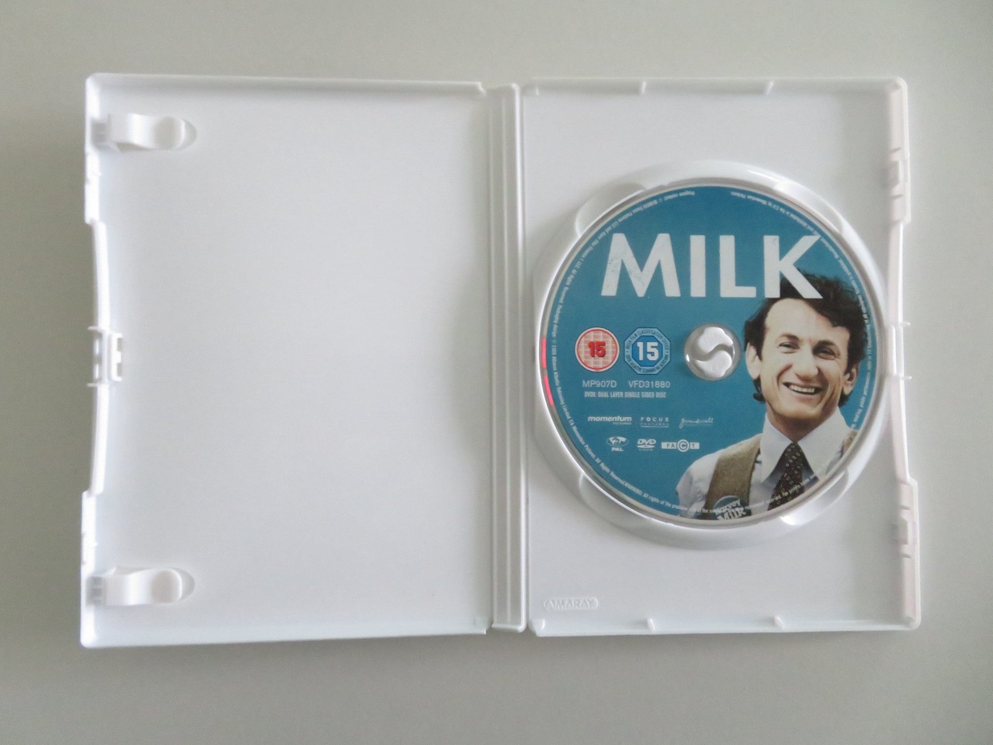 Milk (DVD) Sean Penn Josh Brolin 2008 Region 2 Movie posters
