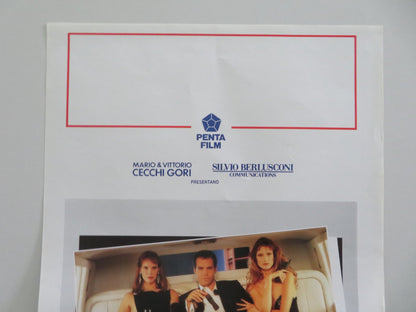 Millions Italian Locandina Poster Billy Zane Lauren Hutton 1991 Movie posters