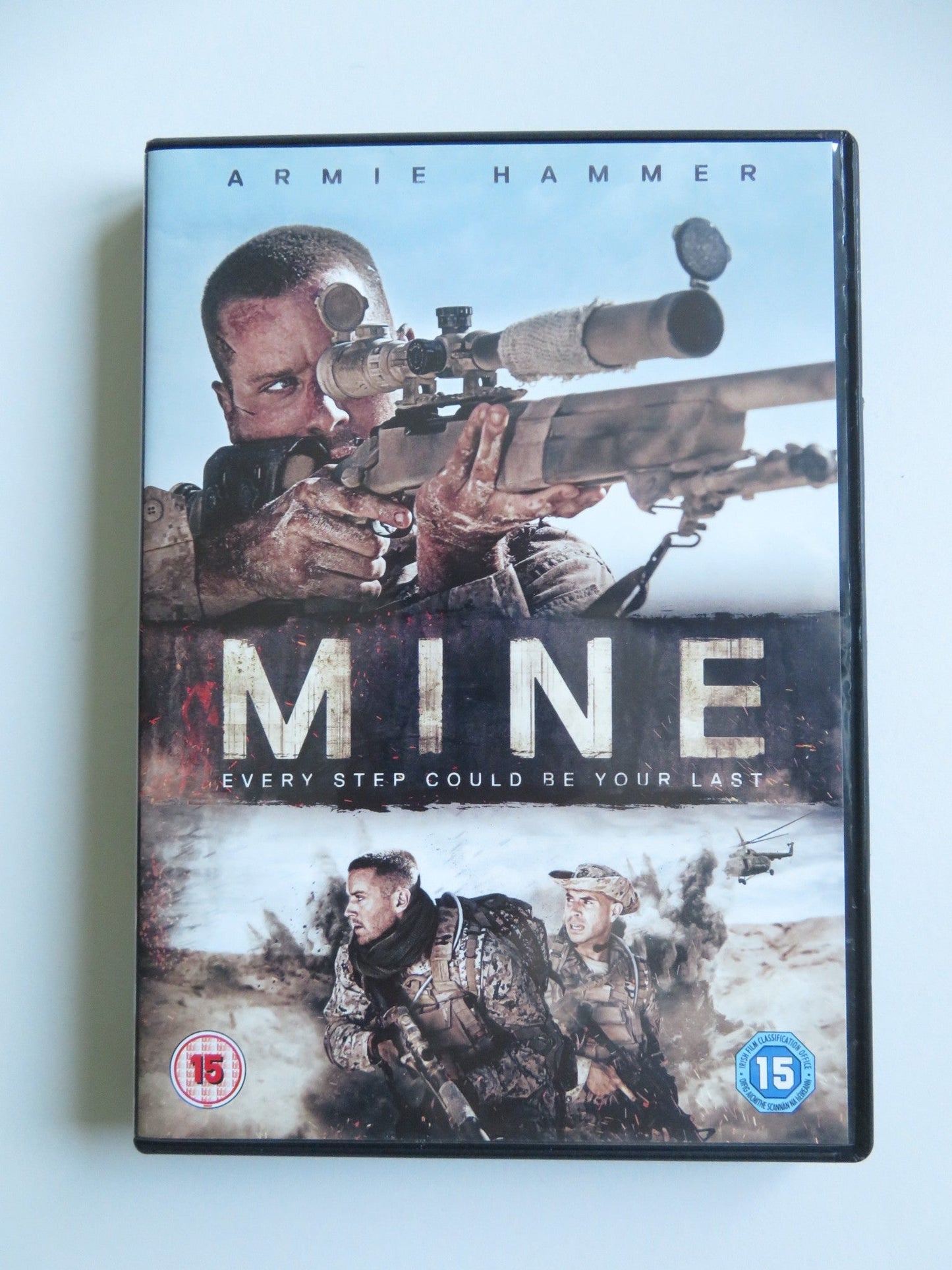 MINE (DVD) ARMIE HAMMER ANNABELE WALLIS 2016 REGION 2, 4 - Rendezvous Cinema