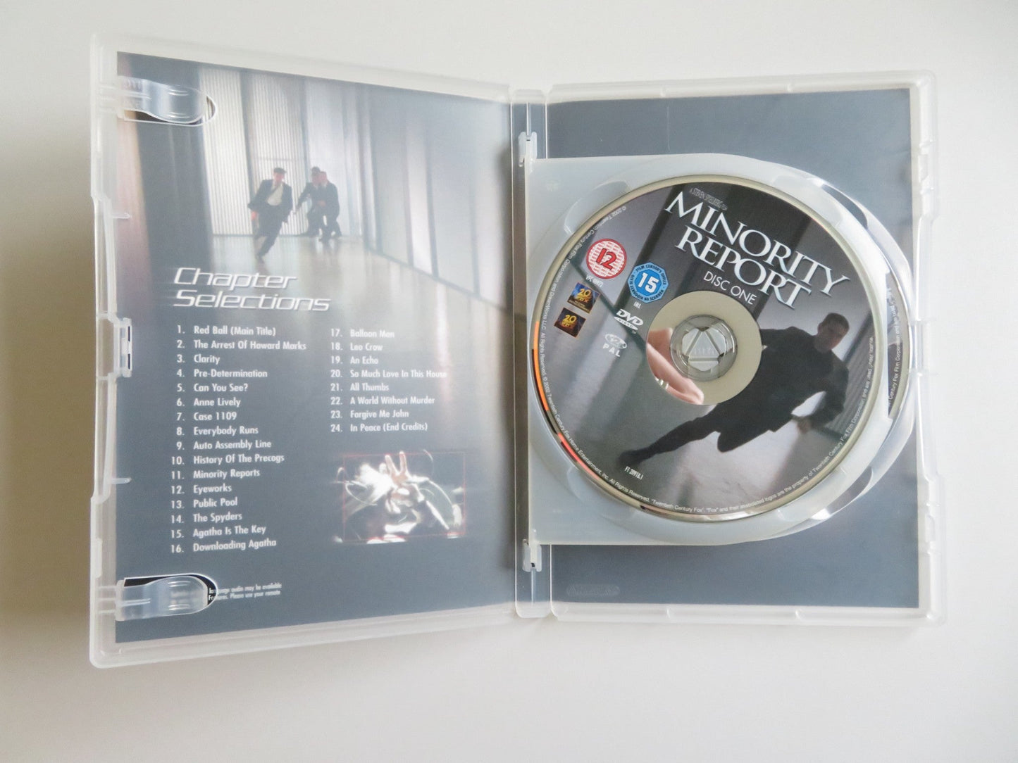 MINORITY REPORT - 2 DISC SET (DVD) TOM CRUISE COLIN FARRELL 2002 REGION 2 Movie posters