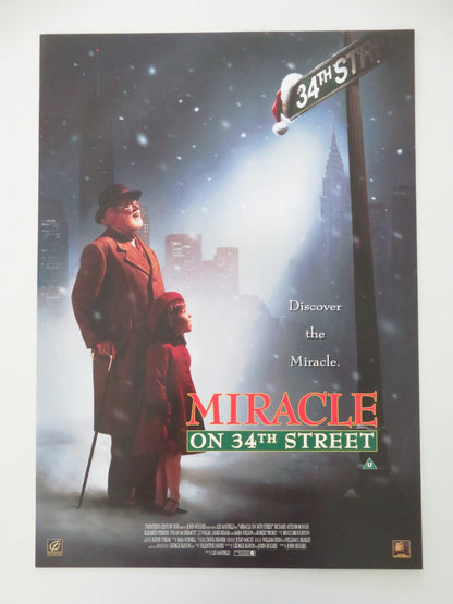 MIRACLE ON 34TH STREET VHS VIDEO POSTER RICHARD ATTENBOROUGH MARA WILSON 1994 Movie posters