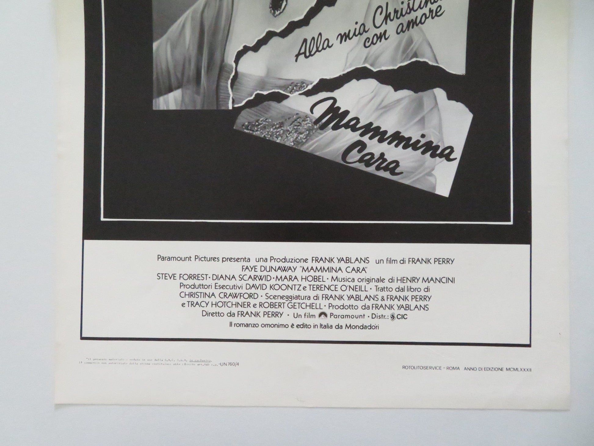 MOMMIE DEAREST ITALIAN LOCANDINA POSTER FAYE DUNAWAY JOAN CRAWFORD (BIO) 1982 Movie posters