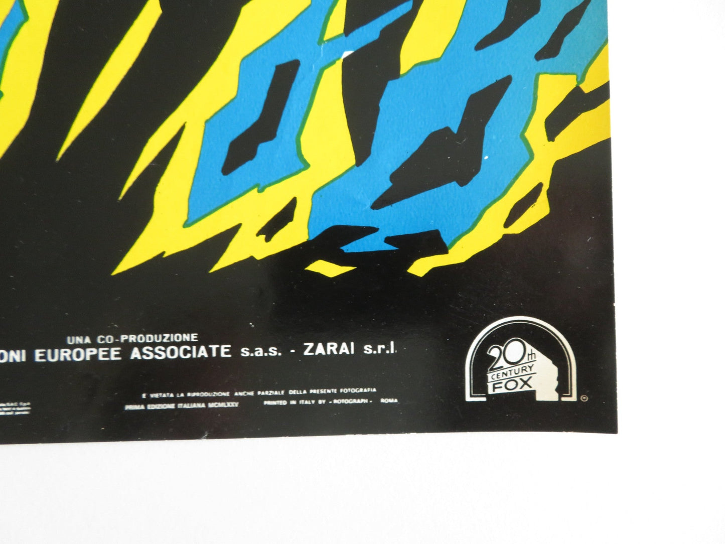 MONDO MAGIC - E ITALIAN FOTOBUSTA POSTER RICCARDO CUCCIOLLA 1975 Rendezvous Cinema Movie posters