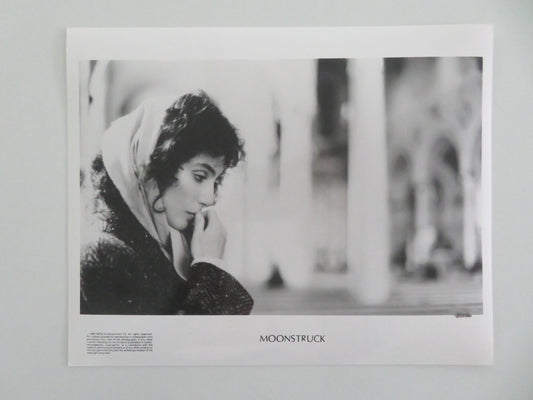 MOONSTRUCK - A MOVIE STILL PHOTO CHER NICOLAS CAGE 1986 Movie posters