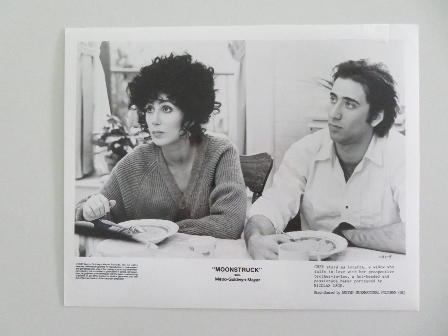 MOONSTRUCK - A MOVIE STILL PHOTO LOT OF 4 CHER NICOLAS CAGE 1987 Movie posters