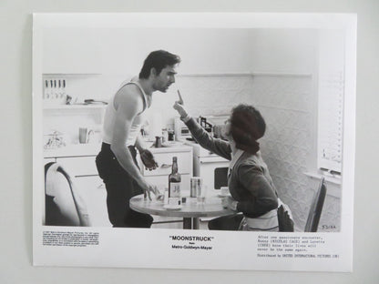 MOONSTRUCK - A MOVIE STILL PHOTO LOT OF 4 CHER NICOLAS CAGE 1987 Movie posters