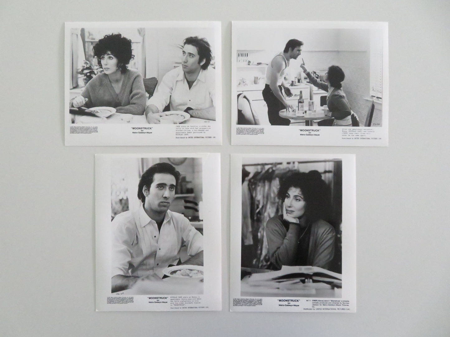 MOONSTRUCK - A MOVIE STILL PHOTO LOT OF 4 CHER NICOLAS CAGE 1987 Movie posters