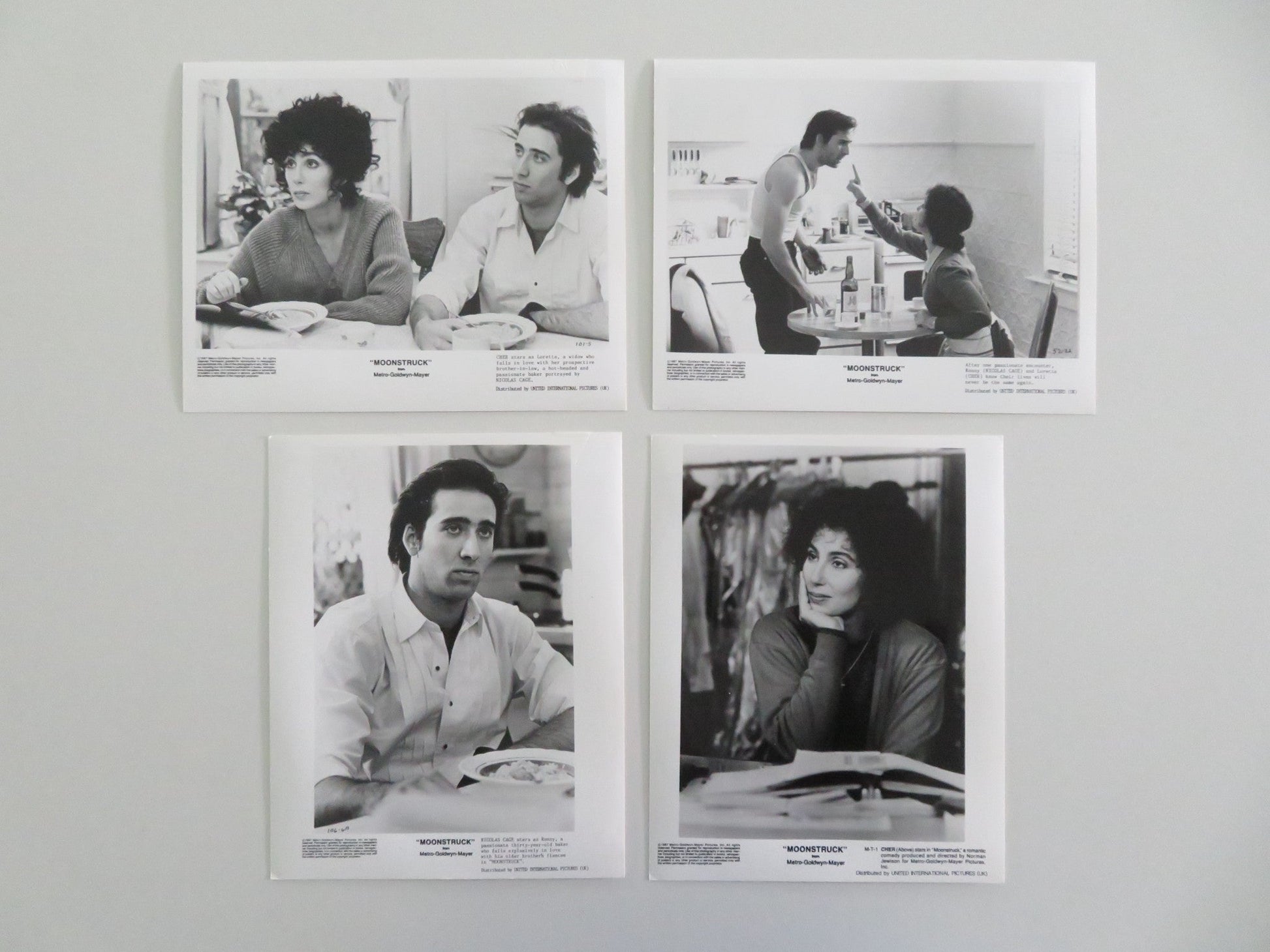MOONSTRUCK - A MOVIE STILL PHOTO LOT OF 4 CHER NICOLAS CAGE 1987 Movie posters