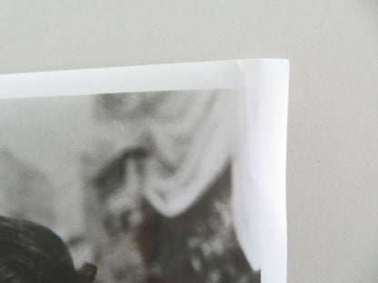 MOONSTRUCK - B MOVIE STILL PHOTO CHER DANNY AIELLO 1987 Movie posters